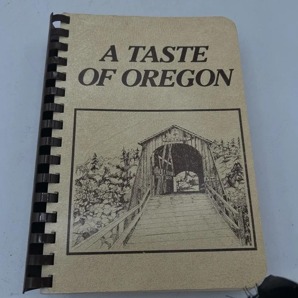 Jr League Cookbooks Oregon, Duluth MN, Waxahachie TX Family Creative Cooking Lot